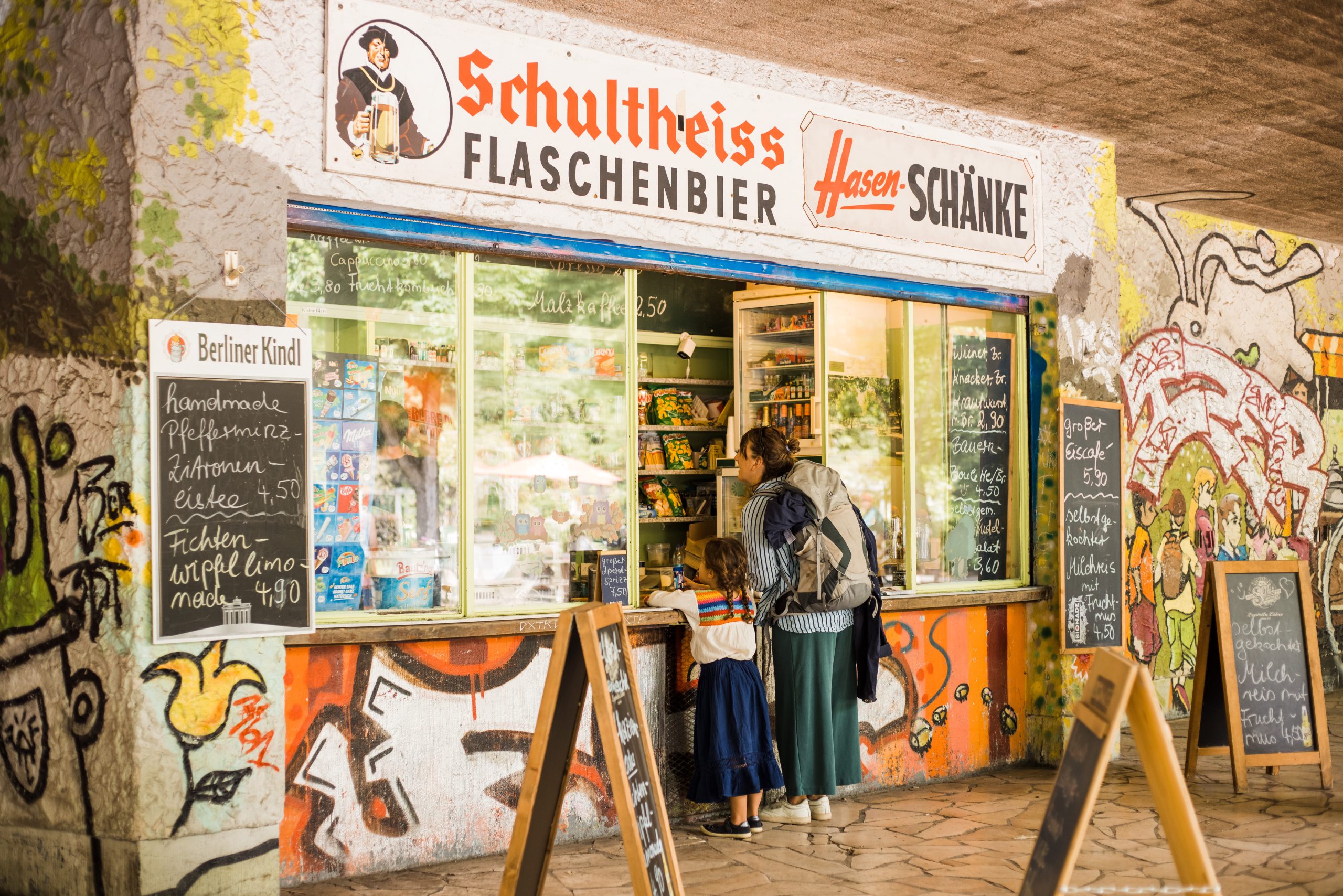 Die Fotoausstellung „Wir sind viele – Geschichten in Bildern über das allein-erziehen“
